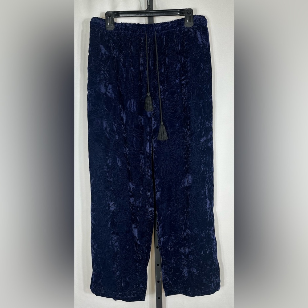 Earthbound Trading Co. Navy Crushed Velvet Pants - Size Medium